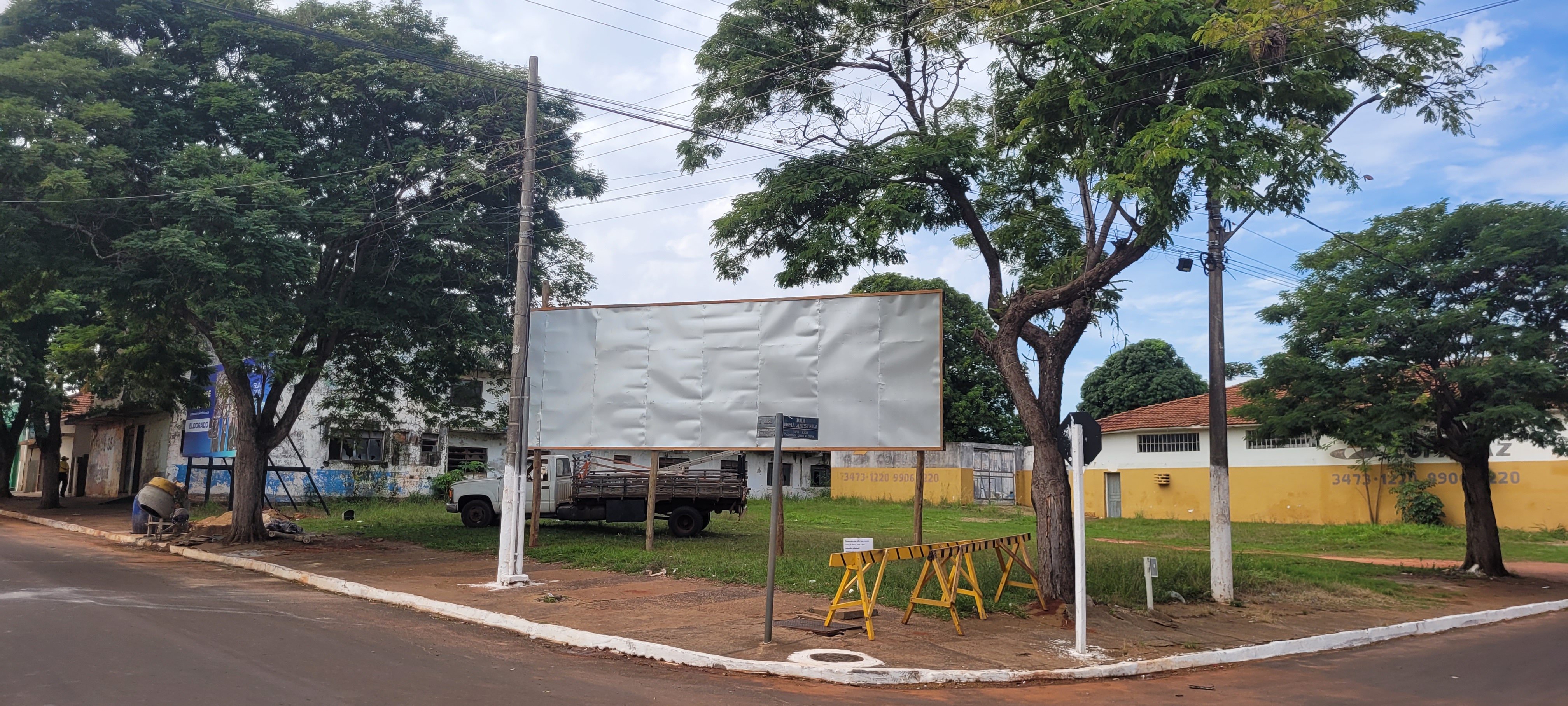 Outdoor ELDORADO-MS, Avenida Brasil, 499